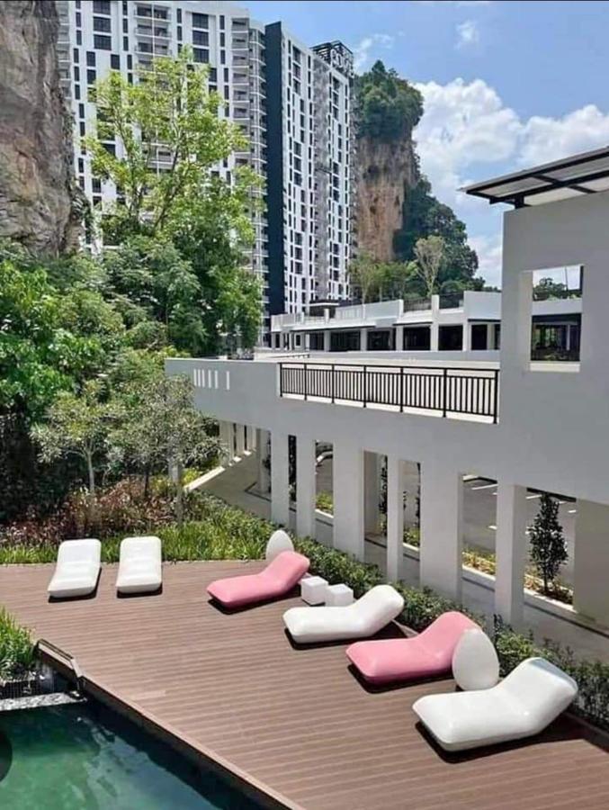 Hillside @ The Cove Hillside Residential *